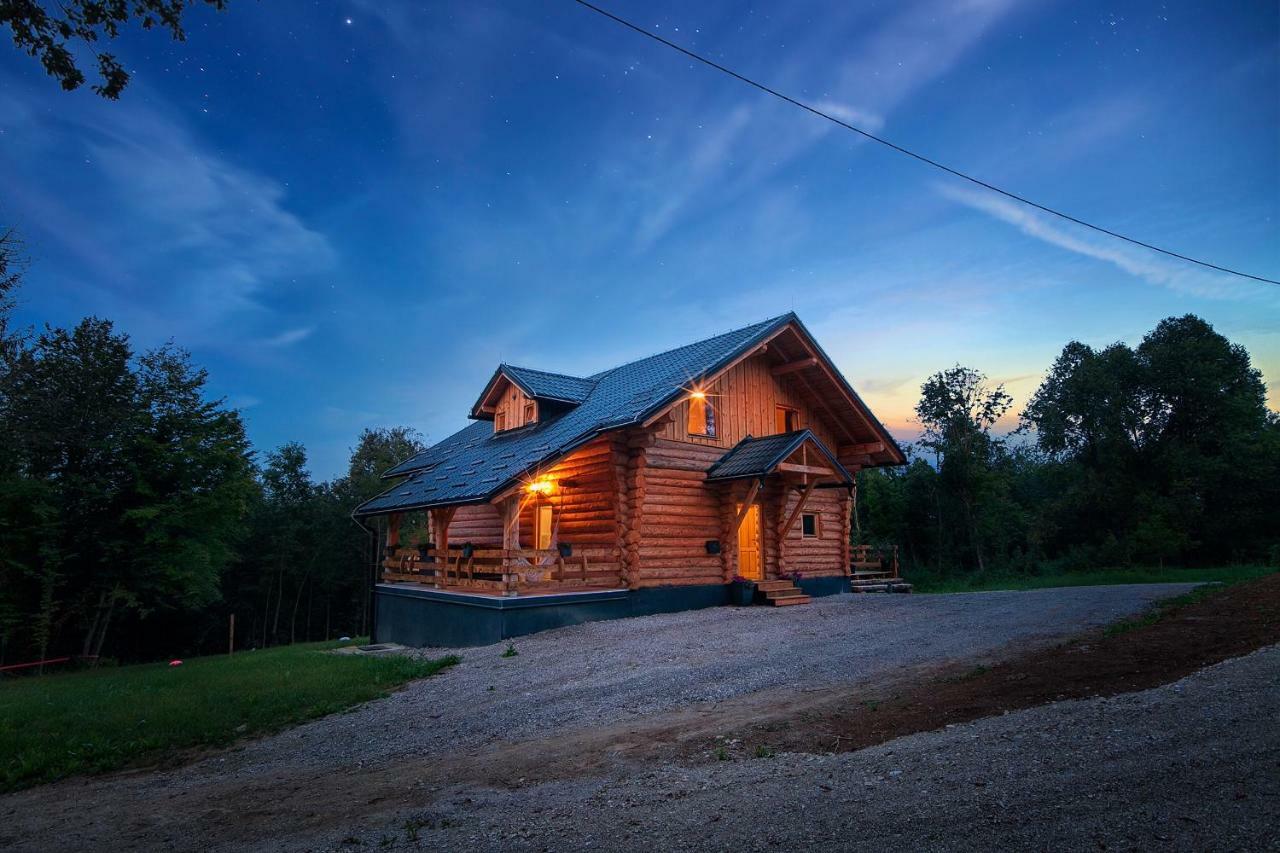 Woods Lodge Plitvice Lakes ドレツニック・グラード エクステリア 写真